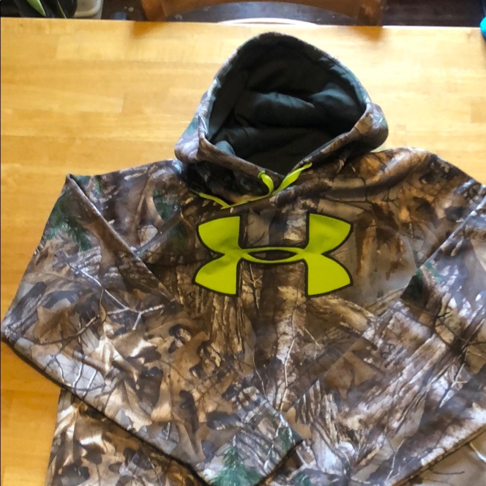 Under Armour Hoodie